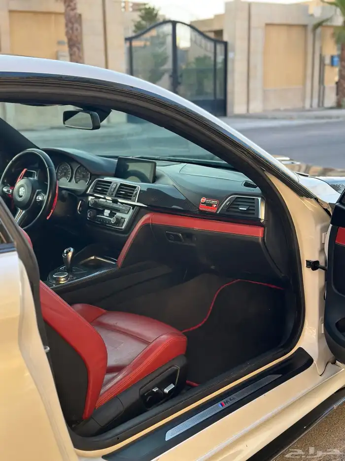 M4 BMW 5