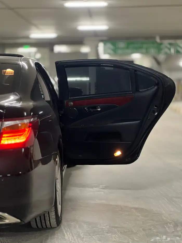 لكزس LS460L 2010 42