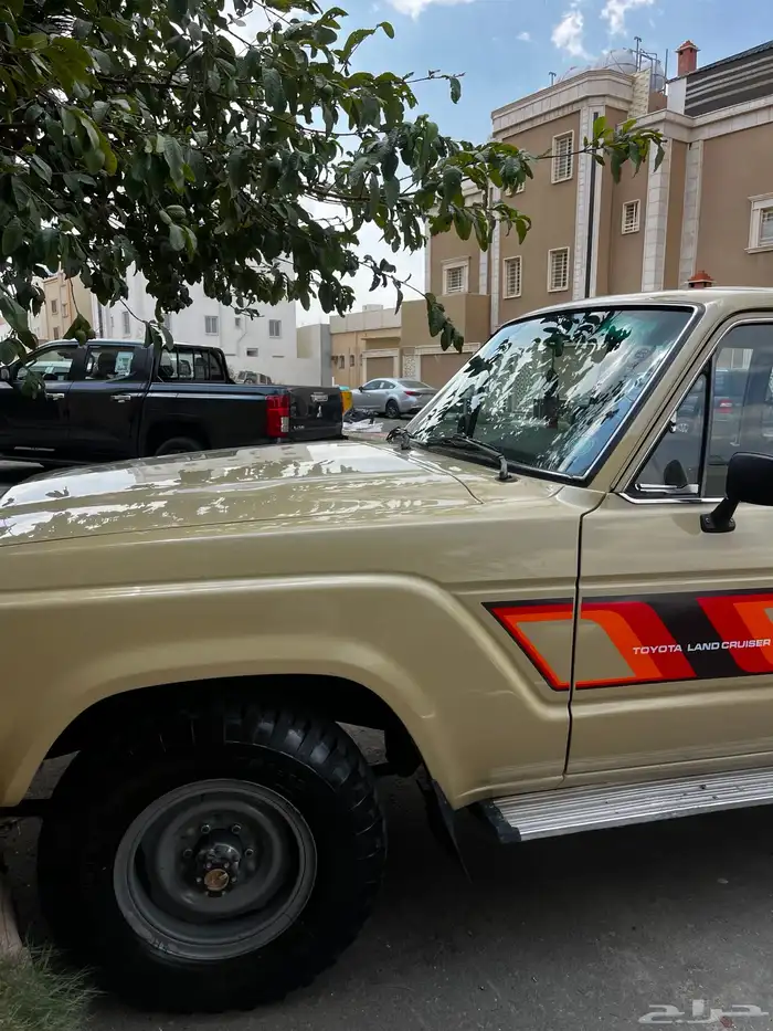 لاندكروزر 1984 2