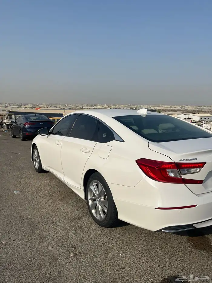 هوندا أكورد 2019 استاندر 13