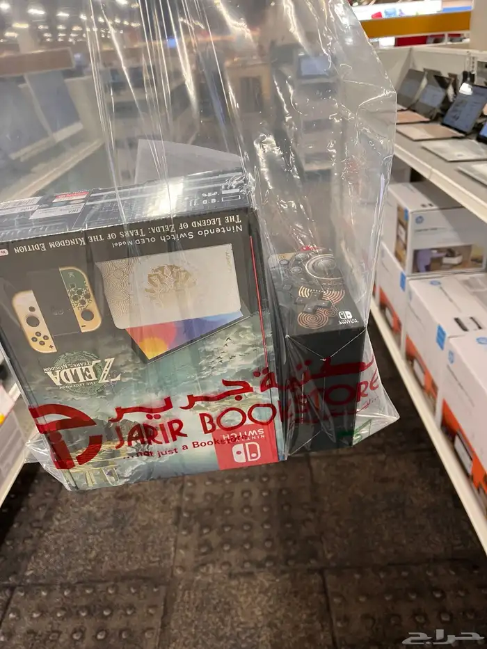 نينتندو سويتش OLED نسخة خاصة مع كنترولر 6