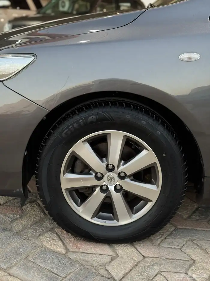 تويوتا كورلا 2013 مخزنة 12