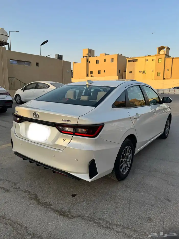 تويوتا يارس 2024 5