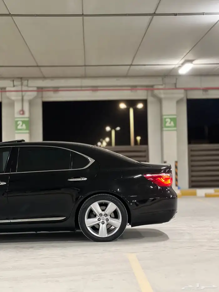 لكزس LS460L 2010 3