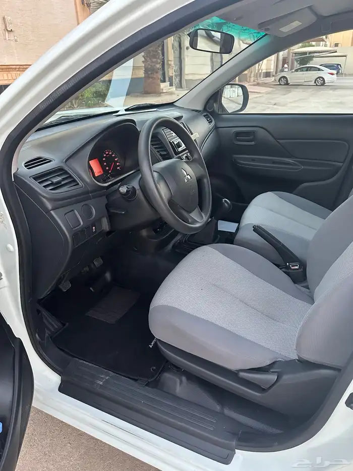 متسوبيشي L200 2022 بنزين 7