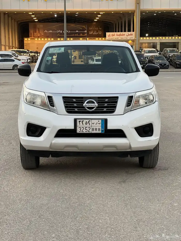 نيسان نافارا 0