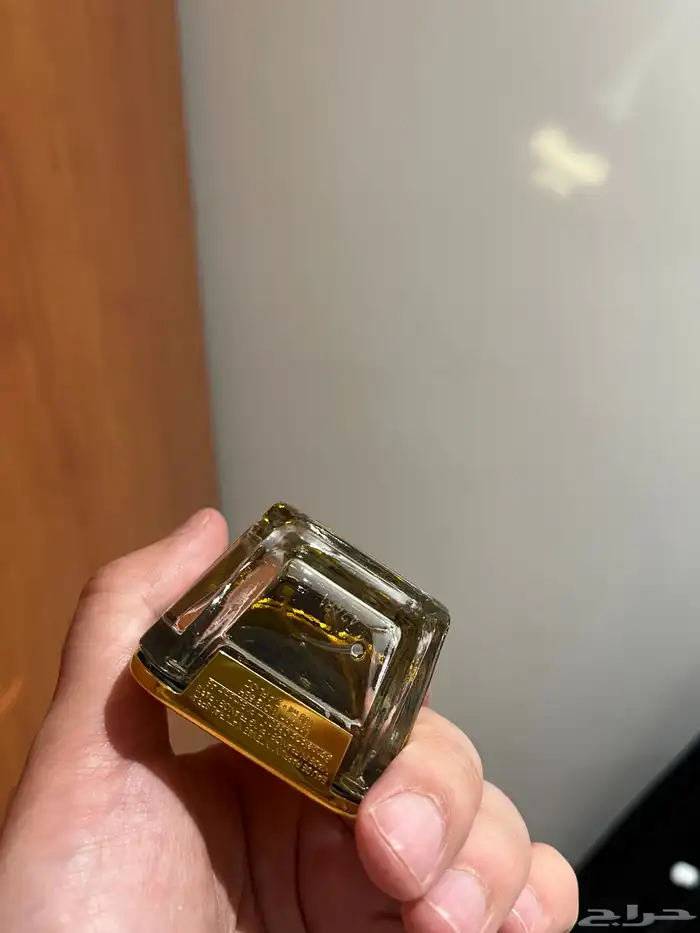 عطور نيش 22