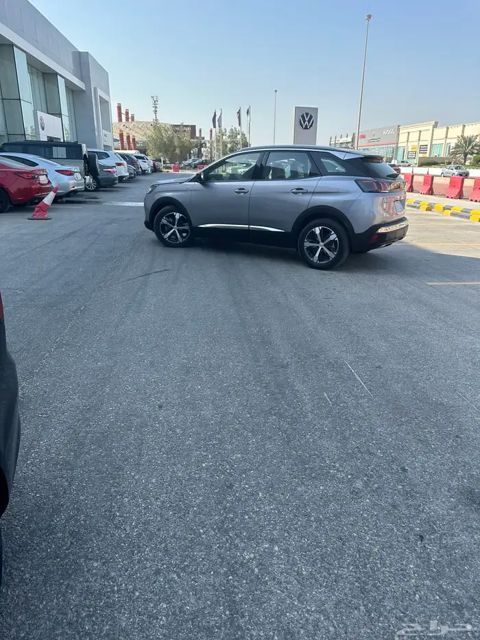 للتنازل   بيجو 3008 GT موديل 2024 بحالة الوكالة 8