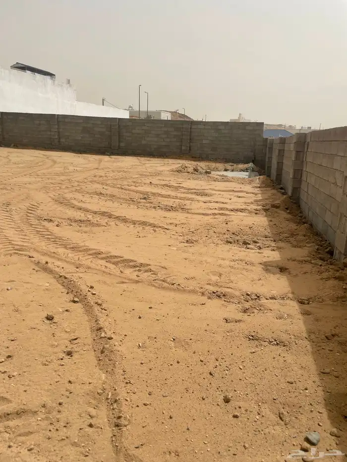 حوش للايجار بالسيل الصغير 3