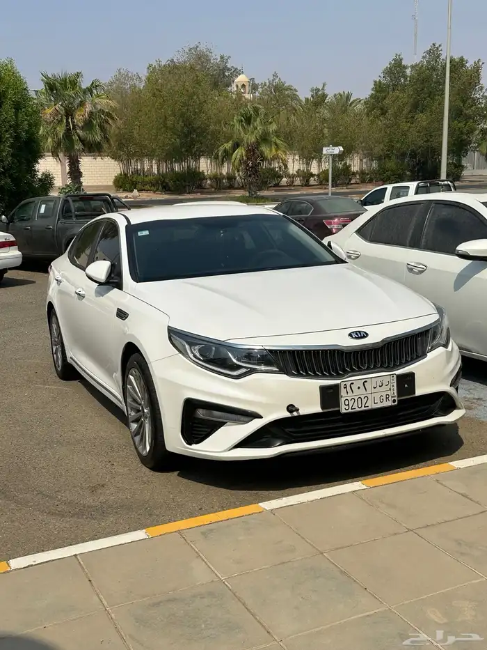 البيع سياره ابتما كياء نضيفه ديزل شرط 4