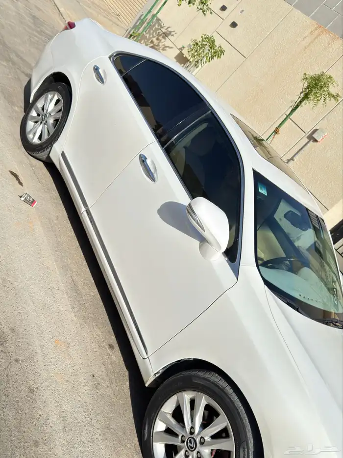 لكزس 2012 es حجم 350 5