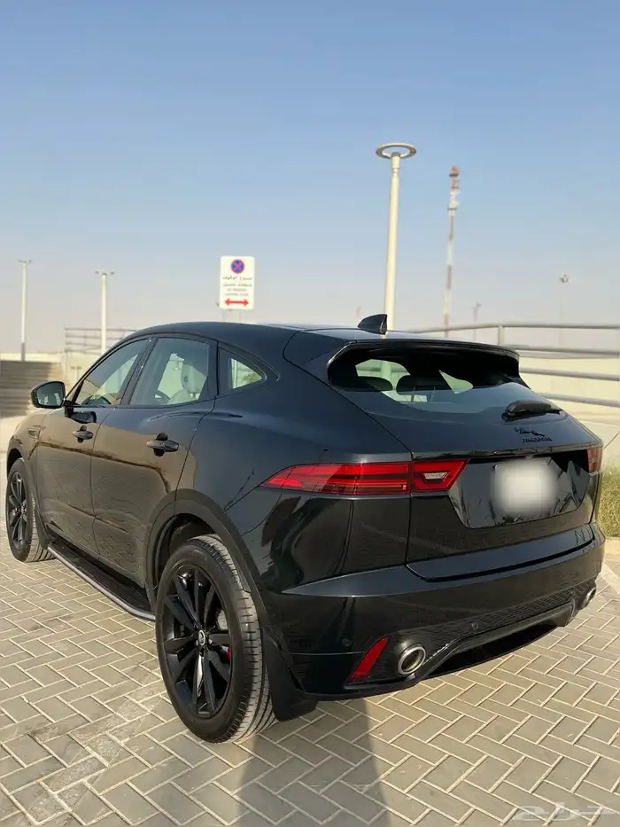 جاكوار E pace 2024 5