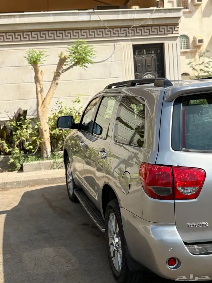 تايوتا سكويا موديل 2009 32