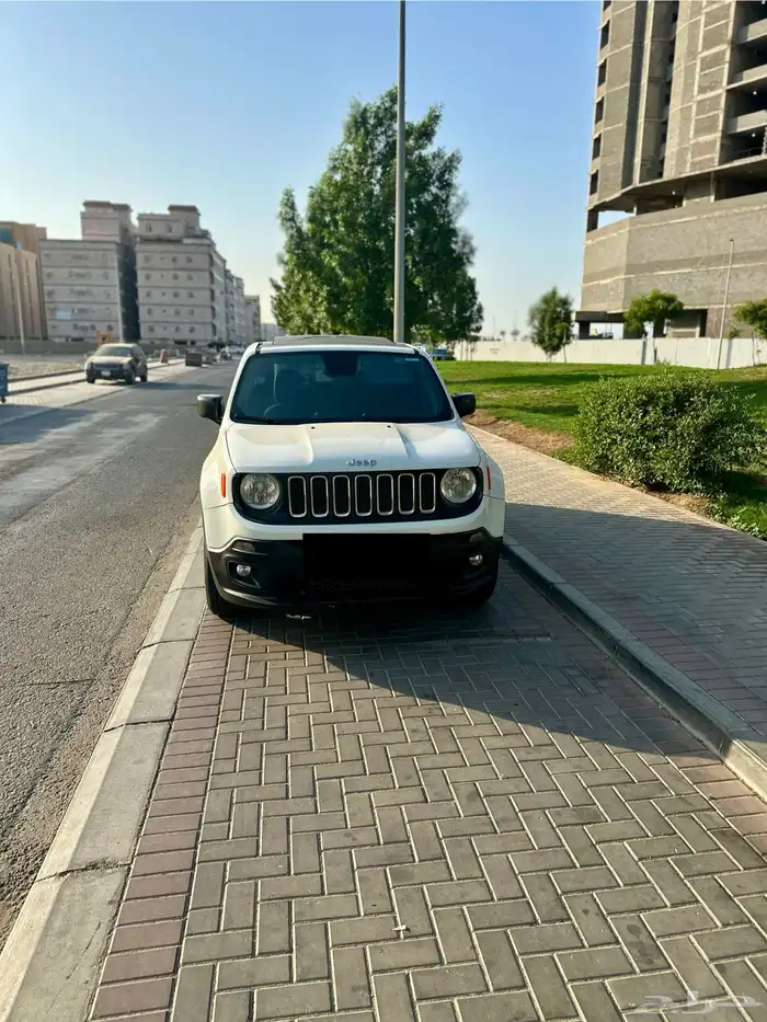 للبيع جيب رينيجيد 2018 2