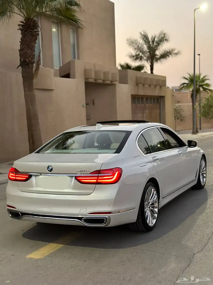 بي ام 740 بحاله الوكاله ماشي 73 الف فقط بدي وكاله 36