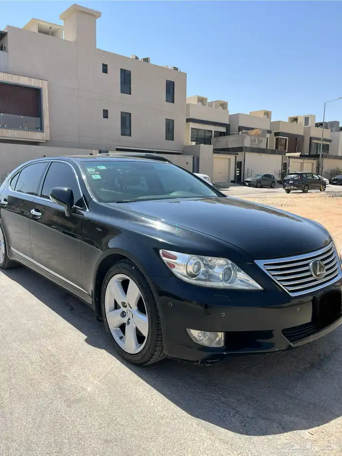لكزس L460 2011 سعودي للبيع 6