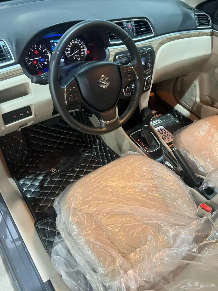 سوزوكي سياز 2023 فل كامل شبه جديد 5