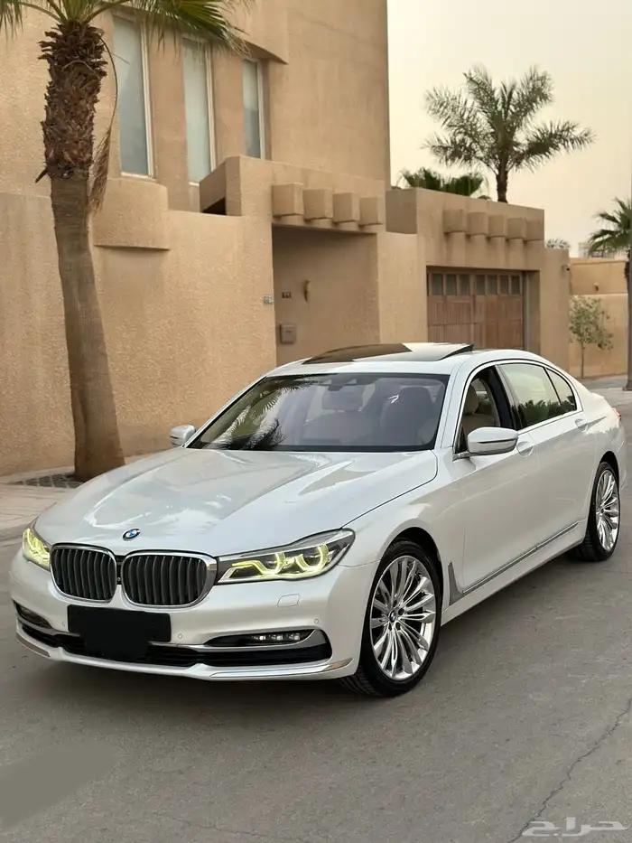بي ام 740 بحاله الوكاله ماشي 73 الف فقط بدي وكاله 0