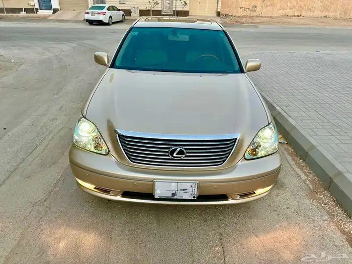 لكزس LS430 2004 مخزن نظيف جدا 4