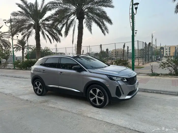 للتنازل   بيجو 3008 GT موديل 2024 بحالة الوكالة 0