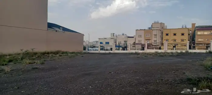 ارض للبيع ارضيه ف روابي ابها الارض موقعها ممتاز 0