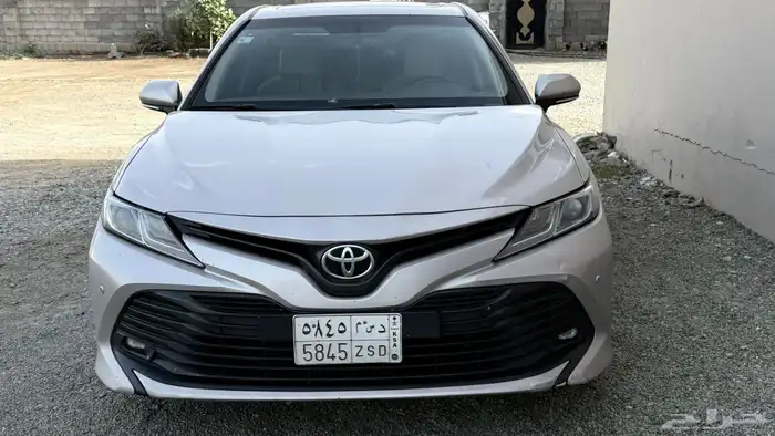كامري موديل 2020 مستخدم اول الفئه  GLE فل كامل أربعه سلندر 0