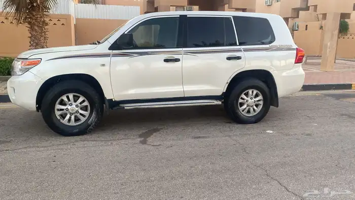جيب لاندكروزر سبير علاق قير عادي 0