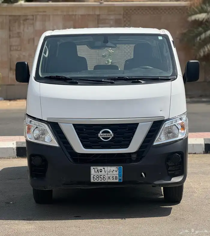 نيسان اورفان باص ديزل بضاعة السعر 55000 الف 1