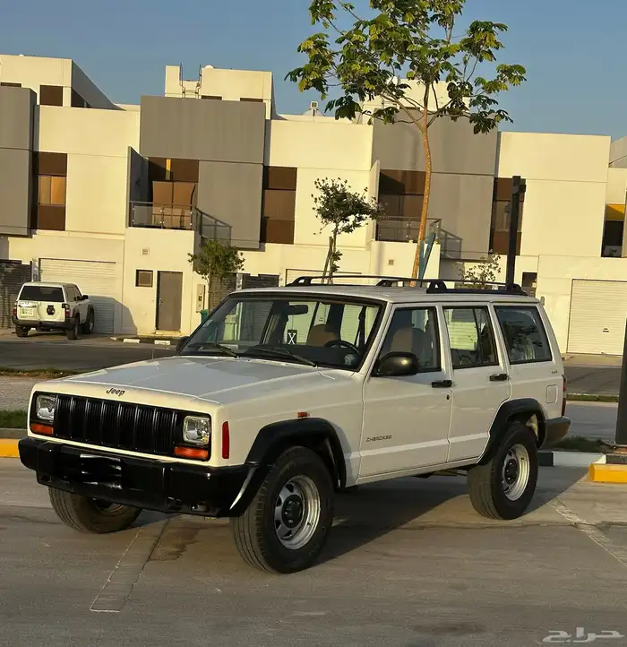 شيروكي ابيض 2001 خليجي ستاندر 8