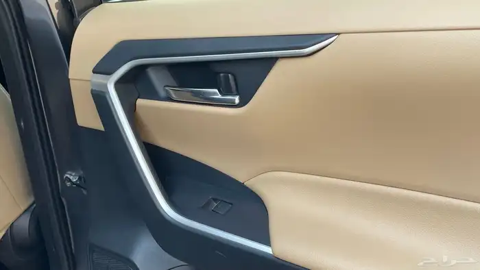 راف فور موديل 2023 XLE ممشى30 33