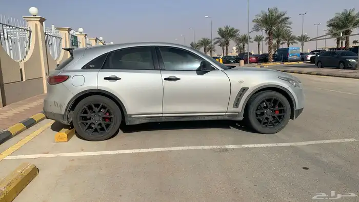 INFINITI FX35 - 2009 جيب انفينيتي 16