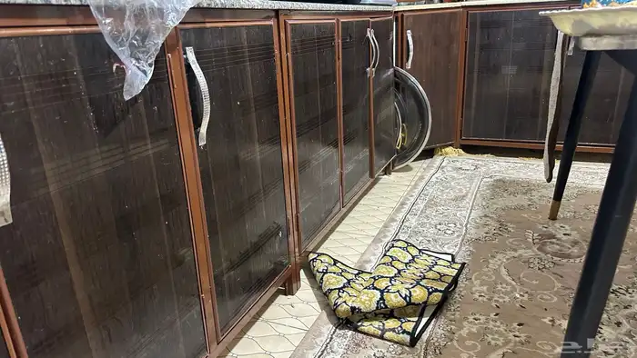 مطبخ مستخدم نظيف للبيع 2