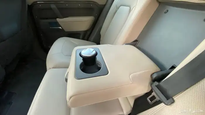 ديفندر 110 X 2023 بحالة الوكالة 16