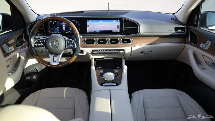 مرسيدس GLE .. ( اعلى فئة ) 32