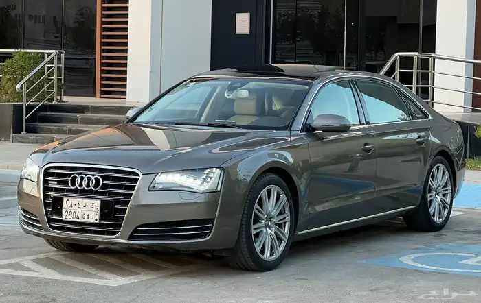 اودي A8 2014 (ممشى قليل) 1