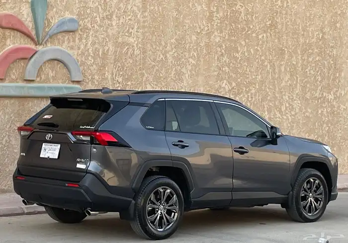 راف فور موديل 2023 XLE ممشى30 8