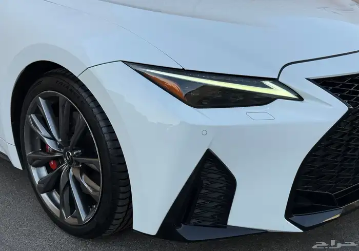 لكزس is 2022 350 Fsport 3