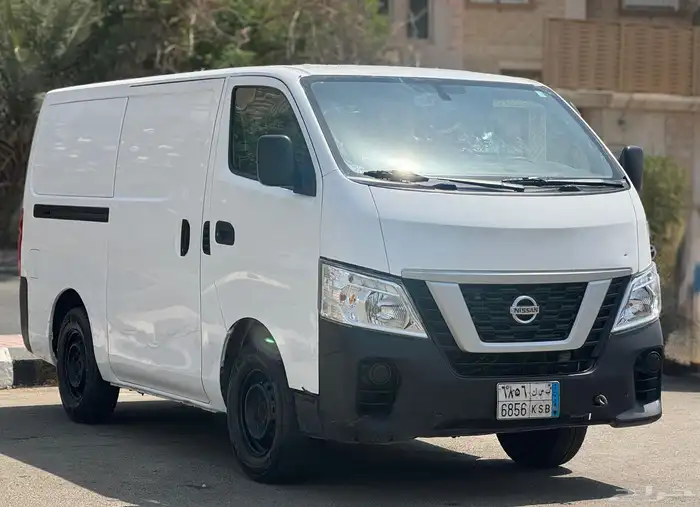 نيسان اورفان باص ديزل بضاعة السعر 55000 الف 5