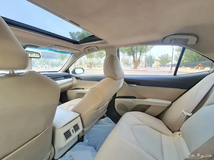 تويوتا كامري 2022 GLE فل هايبرد سعودي 10
