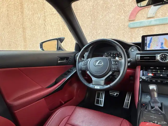 لكزس is 2022 350 Fsport 40