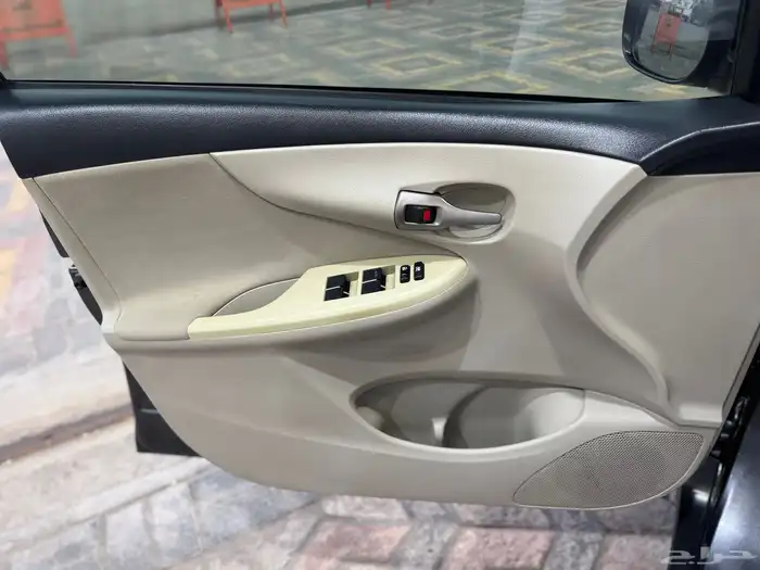 تويوتا كورلا 2013 مخزنة 37