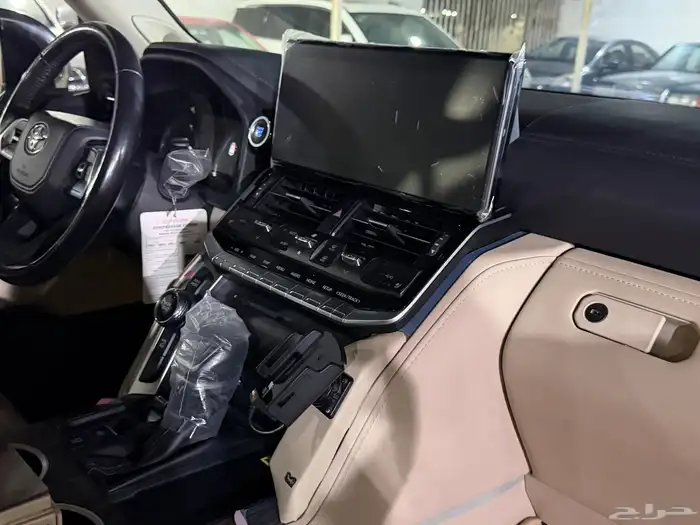 لاندكروزر VXR 2023 رقم 1 وارد الوليد 19