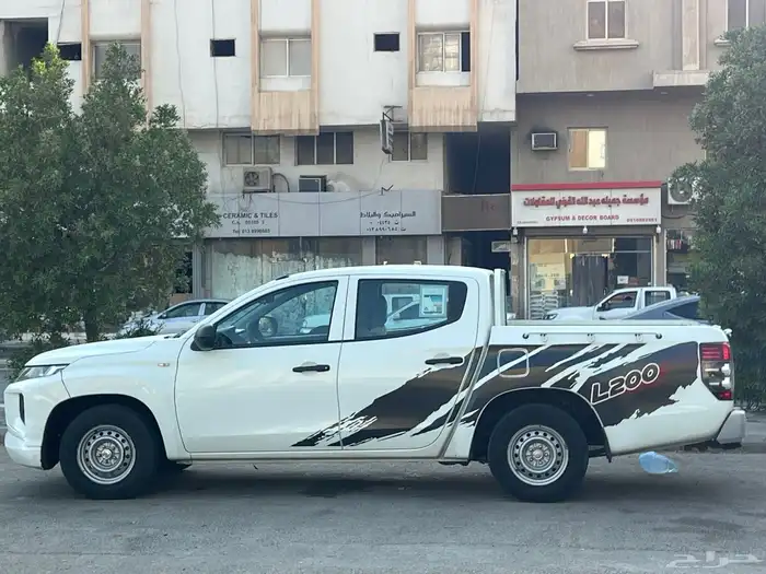 ميتسوبيشي L200 غمارتين ديزل موديل 2021 6