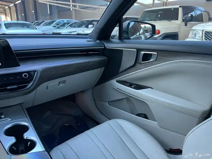 كيا K8 2022 ممشى 6 سلندر ممشى 80.000 لدى قمة الاطلال 54