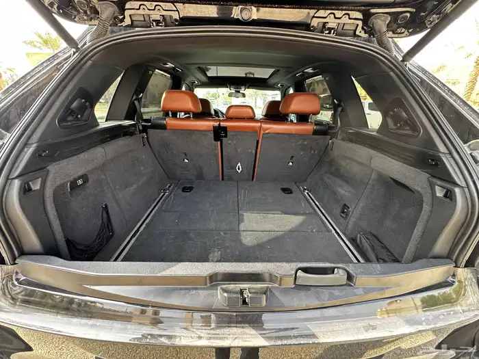BMW X5 M 2016 فل كامل 10