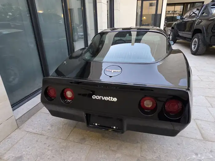 للبيع كورفيت C3 Stingray موديل 1981   معدل بمحرك LS 5