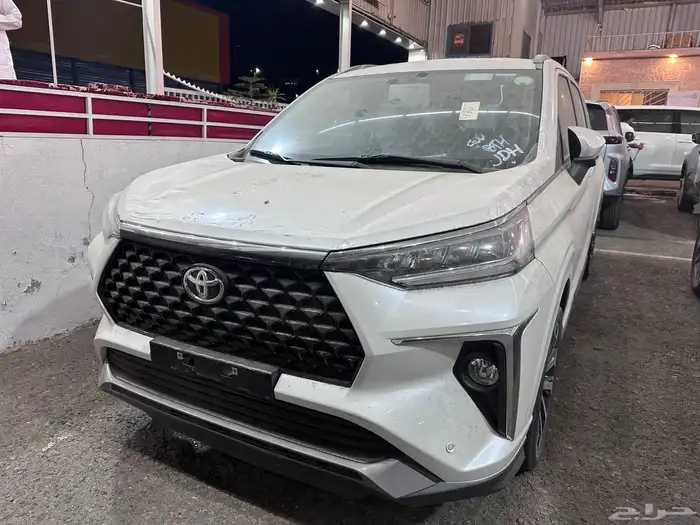 تويوتا فيلوز GLX مكينه 1.5 فل كامل الجديده 2025 0