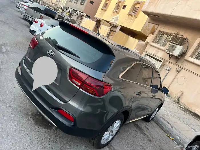 كيا سورنتو 5