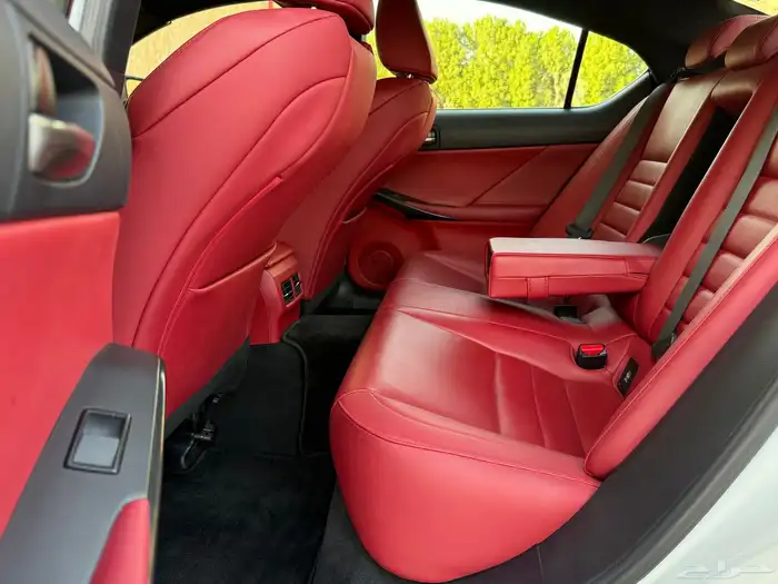 لكزس is 2022 350 Fsport 35