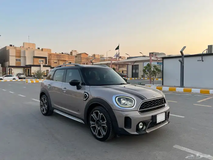 MINI COUNTRYMAN (S) ميني كوبر كانتري مان 2